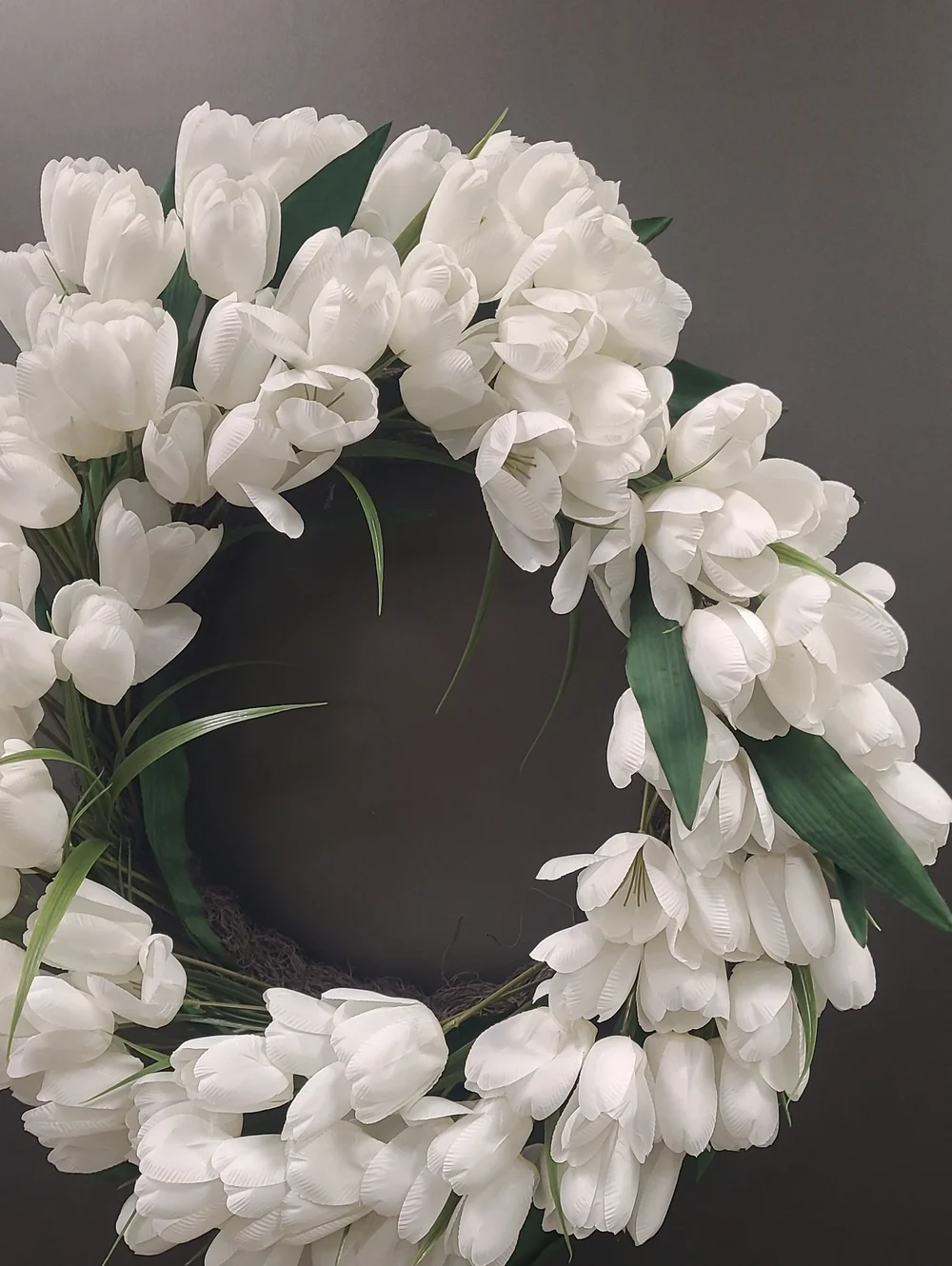 Faux White Tulip Wreath with Green Leaves